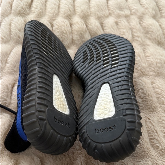 Yeezy Black and Blue Knit Sneakers - Picture 5 of 5